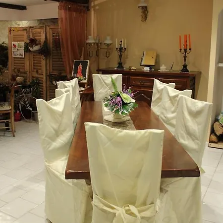 Konukevi Chez Ghislaine A L'oustal 3*