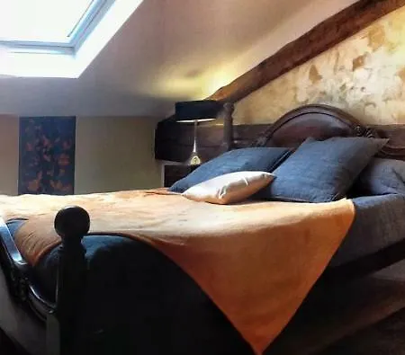 Penzion Chez Ghislaine A L'oustal 3*