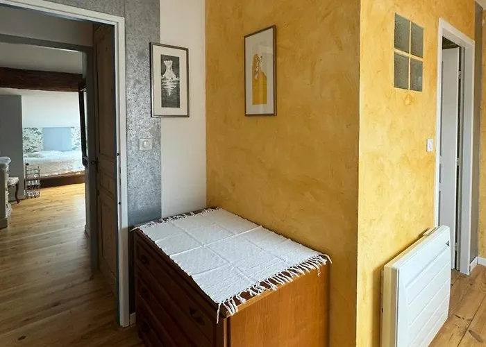 Chez Ghislaine A L'oustal Comus