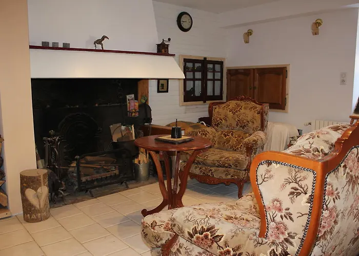 Guest house Chez Ghislaine A L'oustal 3*